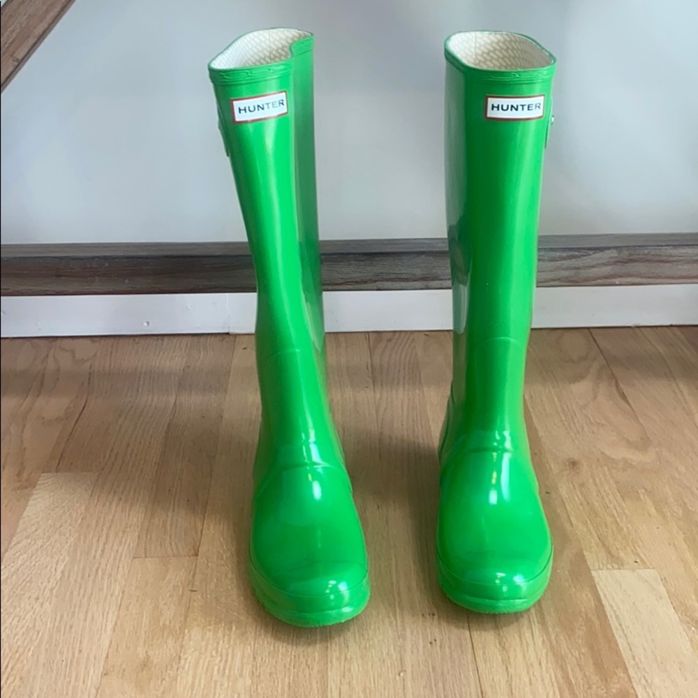 Green tall Hunter Boots, size 9 (women’s)